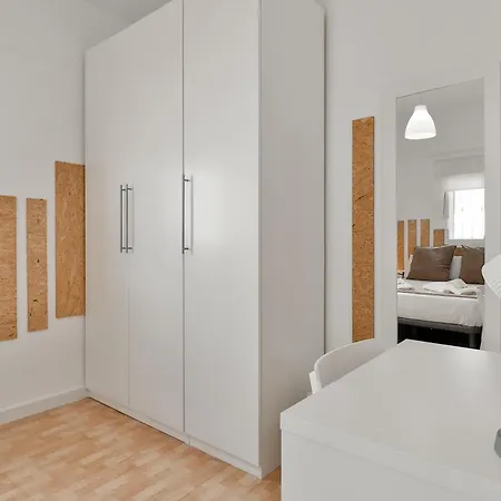 C02 - Seaside Pedregalejo 3 Bedrooms Apartment *
